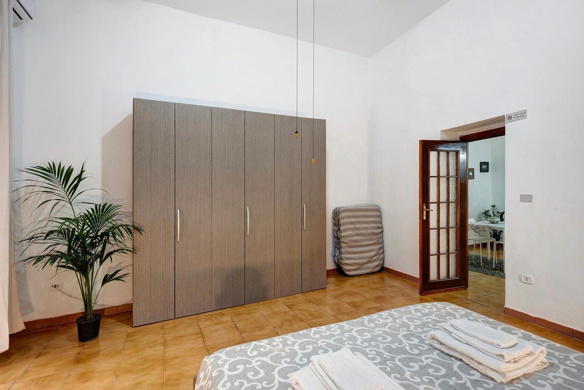 La Casa Di Gennaro - Napoli Apartment ภายนอก รูปภาพ
